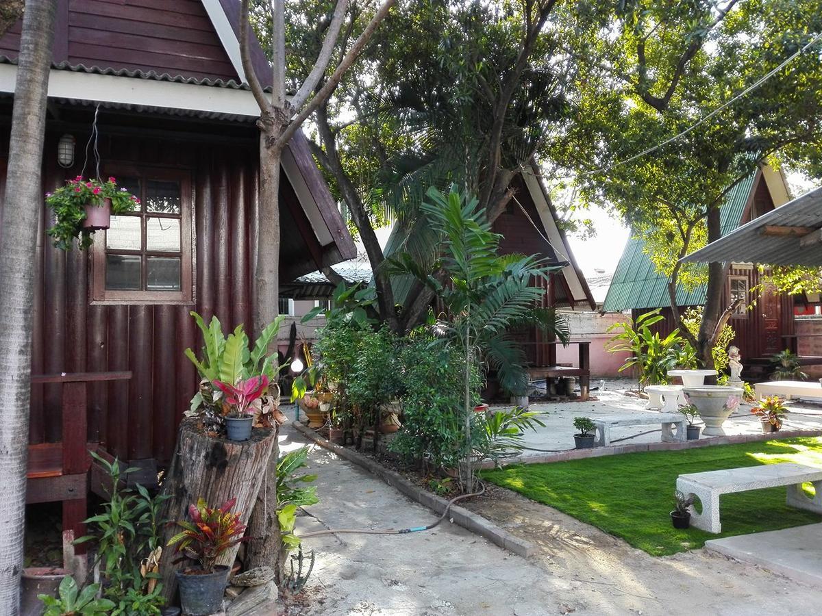 Bnr Resorts Bangkok Bagian luar foto