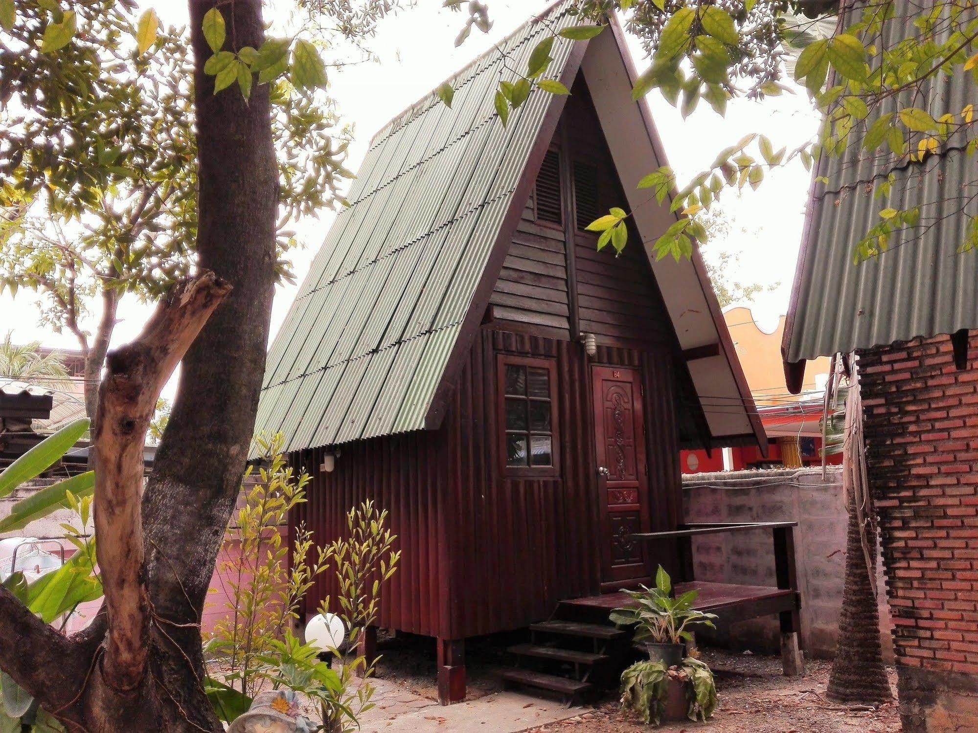 Bnr Resorts Bangkok Bagian luar foto