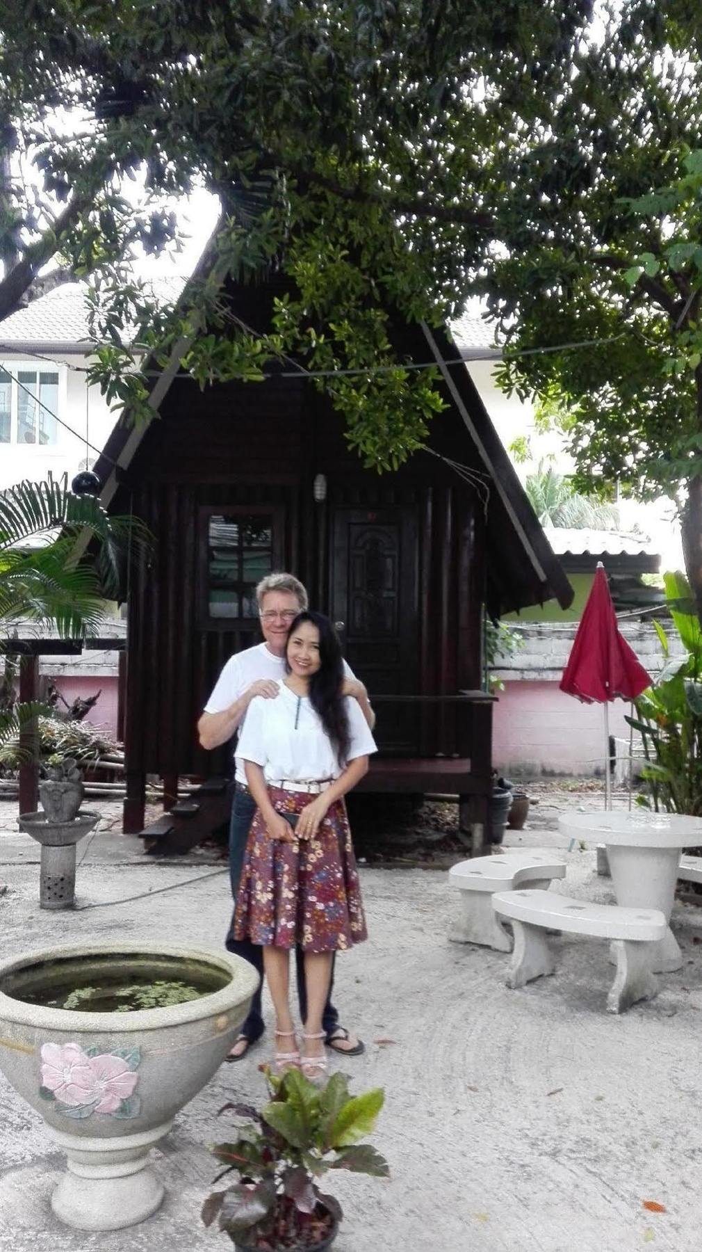 Bnr Resorts Bangkok Bagian luar foto