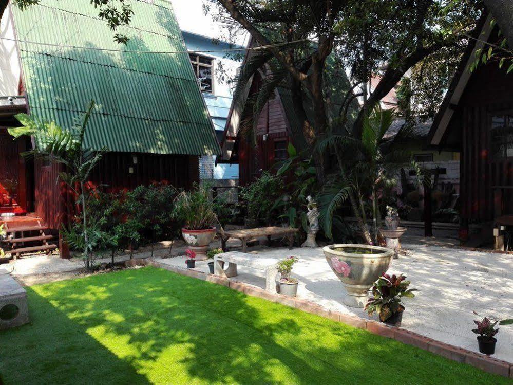 Bnr Resorts Bangkok Bagian luar foto